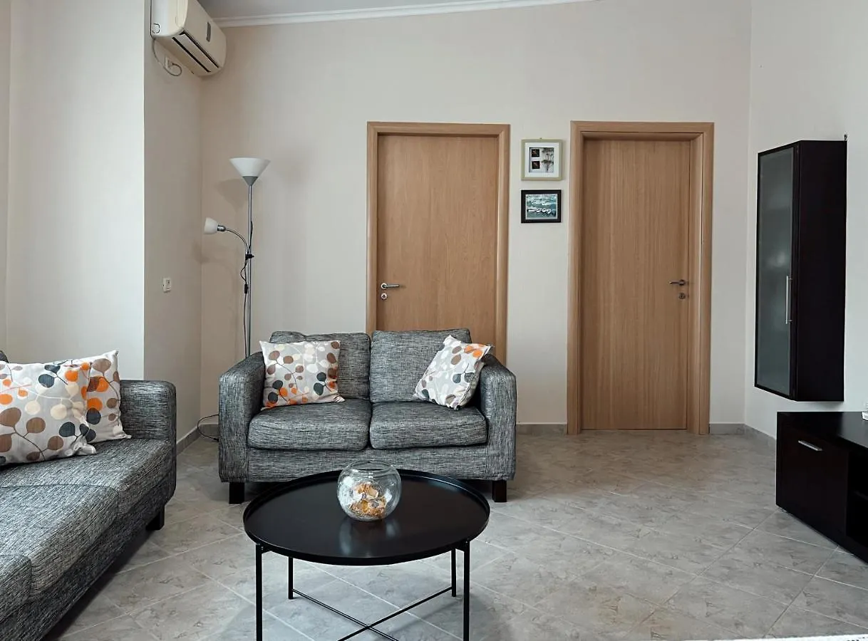 Summer Breeze Apartment G13, Lalzi Bay, Lura 1 ドゥラス 0*,