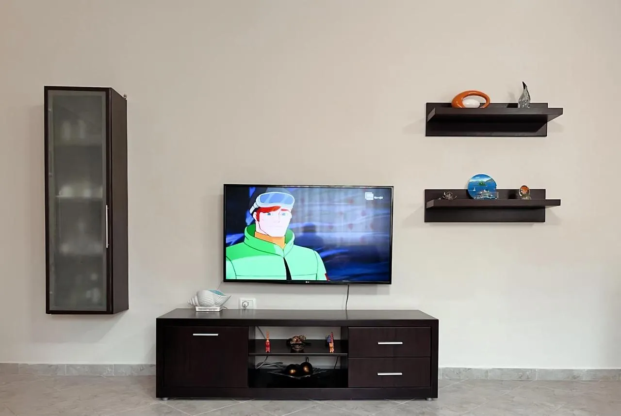 Summer Breeze Apartment G13, Lalzi Bay, Lura 1 ドゥラス アルバニア